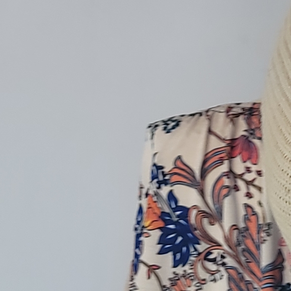 Boho Style Mini dress with crocheted sleeve - Picture 6 of 16